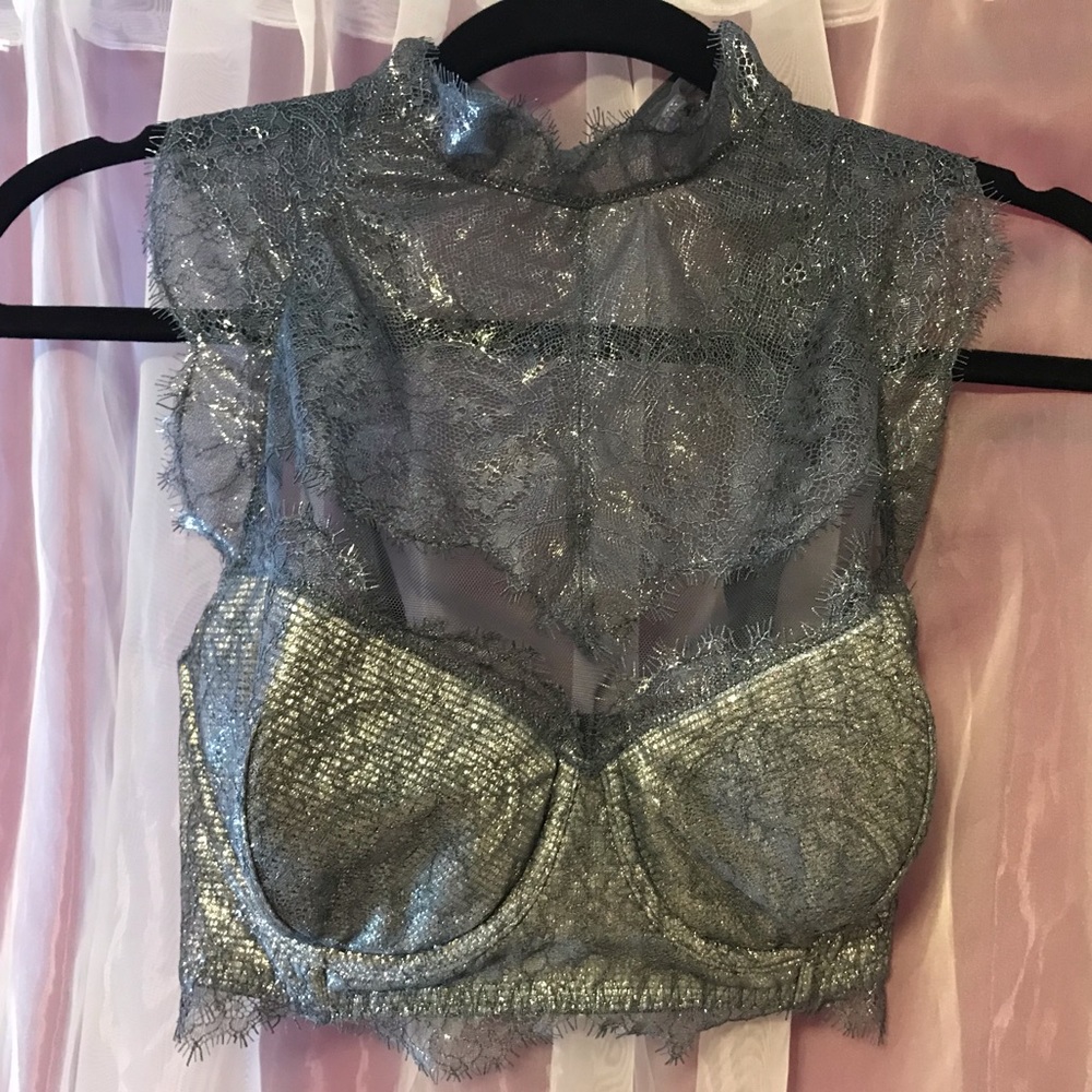 Victoria’s Secret Dream Angels High-neck Bra
